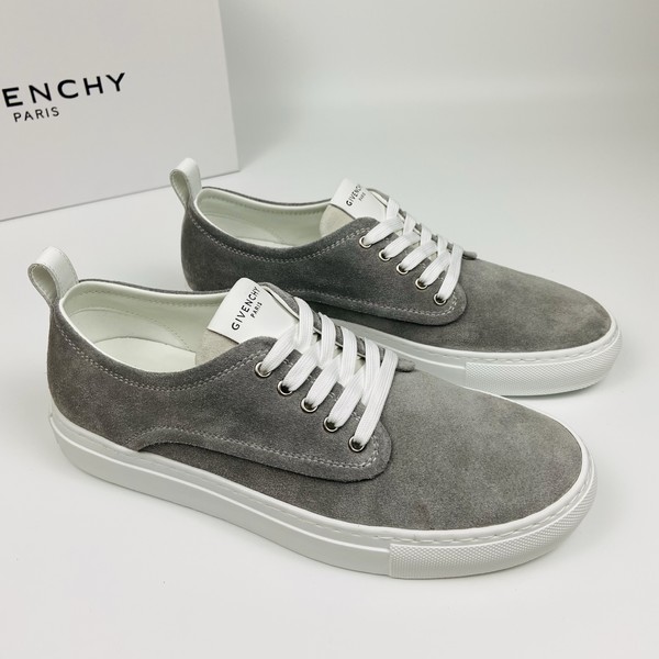 지방시 뉴시티 스웨이드 스니커즈