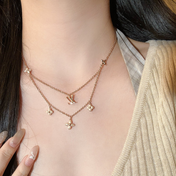 루이비통 플라워 그램 목걸이