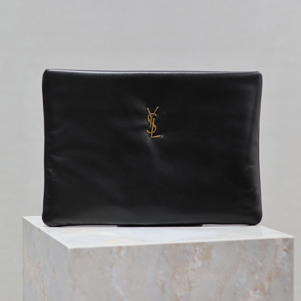 생로랑 칼립소 라지 램스킨 클러치 778943