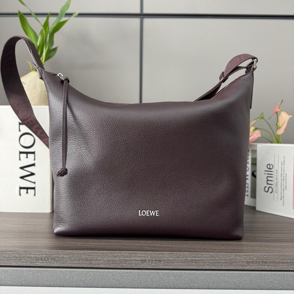 로에베 큐비 크로스백