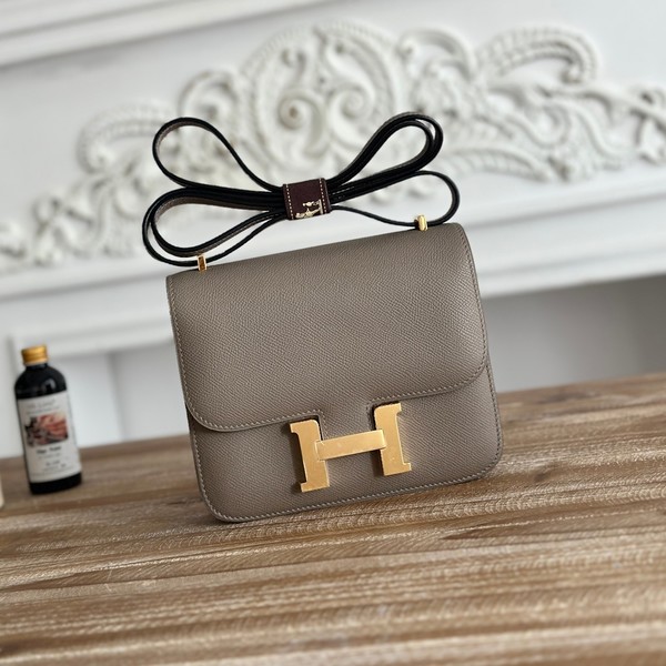 에르메스 콘스탄스 18