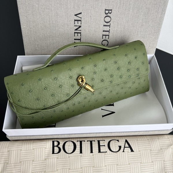 보테가 베네타 안디아모 클러치 805241 (타조 가죽)