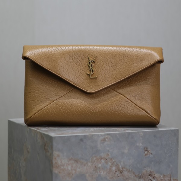 생로랑 카산드라 라지 클러치 769307