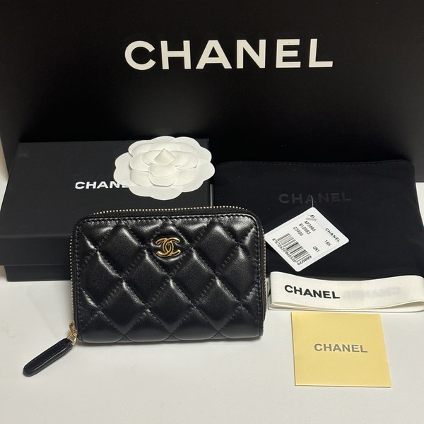 샤넬 클래식 지퍼 카드지갑 AP3686 (램스킨)