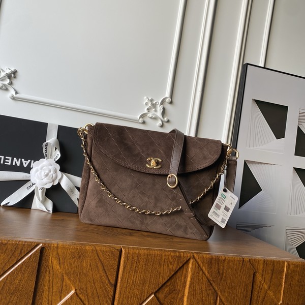 샤넬 26SS 스웨이드 체인 숄더 AS5883 (최신상)