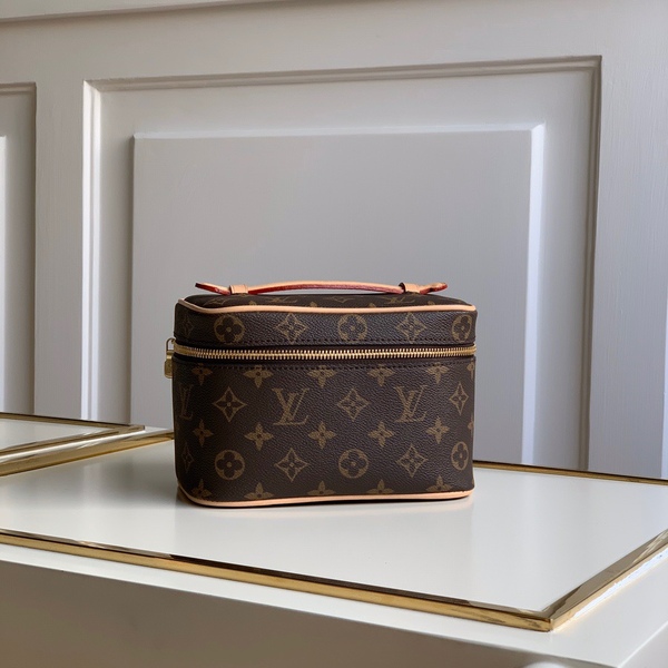 루이비통 니스 미니 메이크업 케이스 M44495