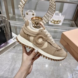 디올 C'est Dior 누드 스웨이드 스니커즈