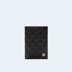 샤넬 캐비어 여권 지갑