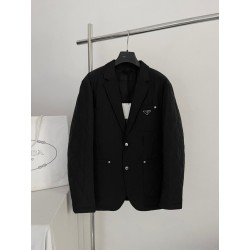 프라다 삼각로고 카라 자켓