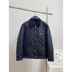 프라다 삼각로고 퀄팅 자켓