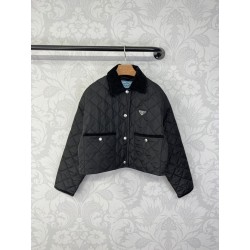 프라다 라이트 리나일론 크롭 자켓