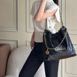 샤넬 22백  블랙 금장 AS3260