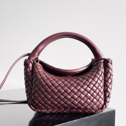 보테가베네타 코블 인트레치아토 레더 토트 백