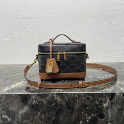 셀린느 트리옹프 로고 베니티