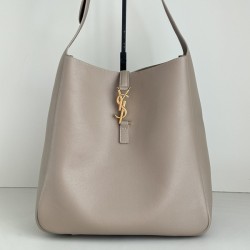 생로랑 LE5A7 호보백