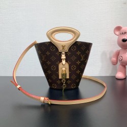 루이비통 리바쥬 BB 백 M14680