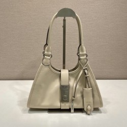 프라다 가죽 토트 1BG580