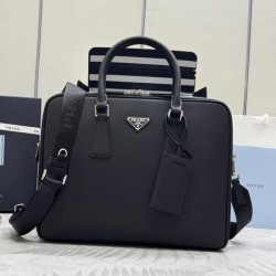 프라다 사피아노 가죽 브리프케이스 2VE022