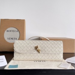 보테가베네타 롱 핸들 클러치  741511