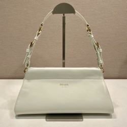 프라다 25FW 숄더 1BC262