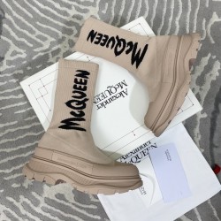 알렉산더맥퀸 트레드 슬릭 앵클부츠 705671