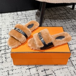 에르메스 줄리아 켈리 시어링 뮬 슬리퍼