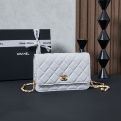 샤넬 골드볼 월렛 온 체인 WOC 램스킨 AP1450