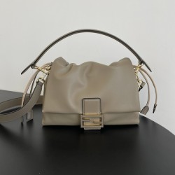 펜디 바게트 맘마백 미듐 8BR833