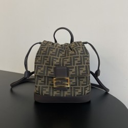 펜디 백팩 브라운 8BZ057