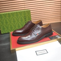 구찌 레이스업 레더 로퍼