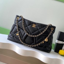 샤넬 램스킨 골드 메탈 블랙 AS5740