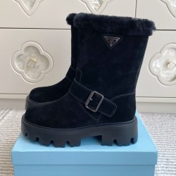 프라다 스웨이드 부티 부츠