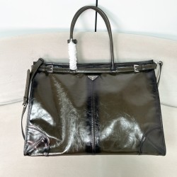 프라다 가죽 토트백 2VG128