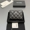 샤넬 25SS 클래식 지퍼 카드 반지갑 AP4652 (램스킨 은장)
